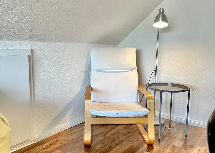 Grosses City-ferienhaus Mit Terrasse, Grill Und Parkplatz F19 Отель типа 