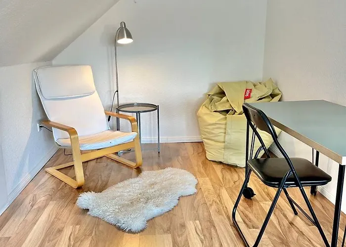 Grosses City-ferienhaus Mit Terrasse, Grill Und Parkplatz F19 Ольденбург